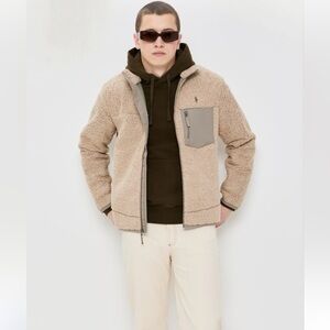 Polo Ralph Lauren
Hi-Pile Full Zip Jacket no Tag but NEW